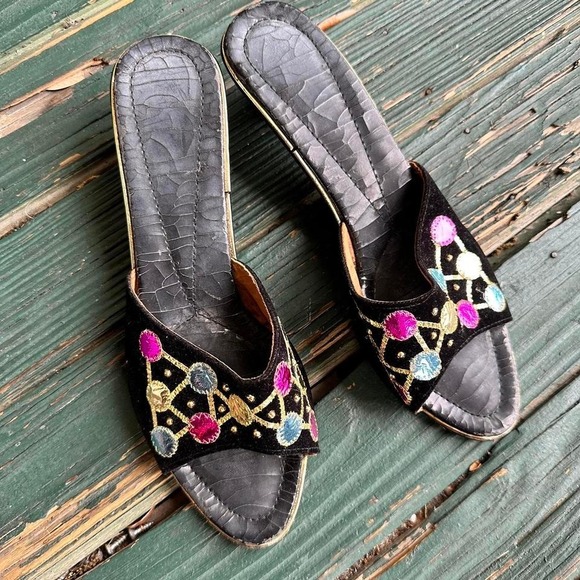 Vintage pumps black and sparkle - Picture 5 of 8